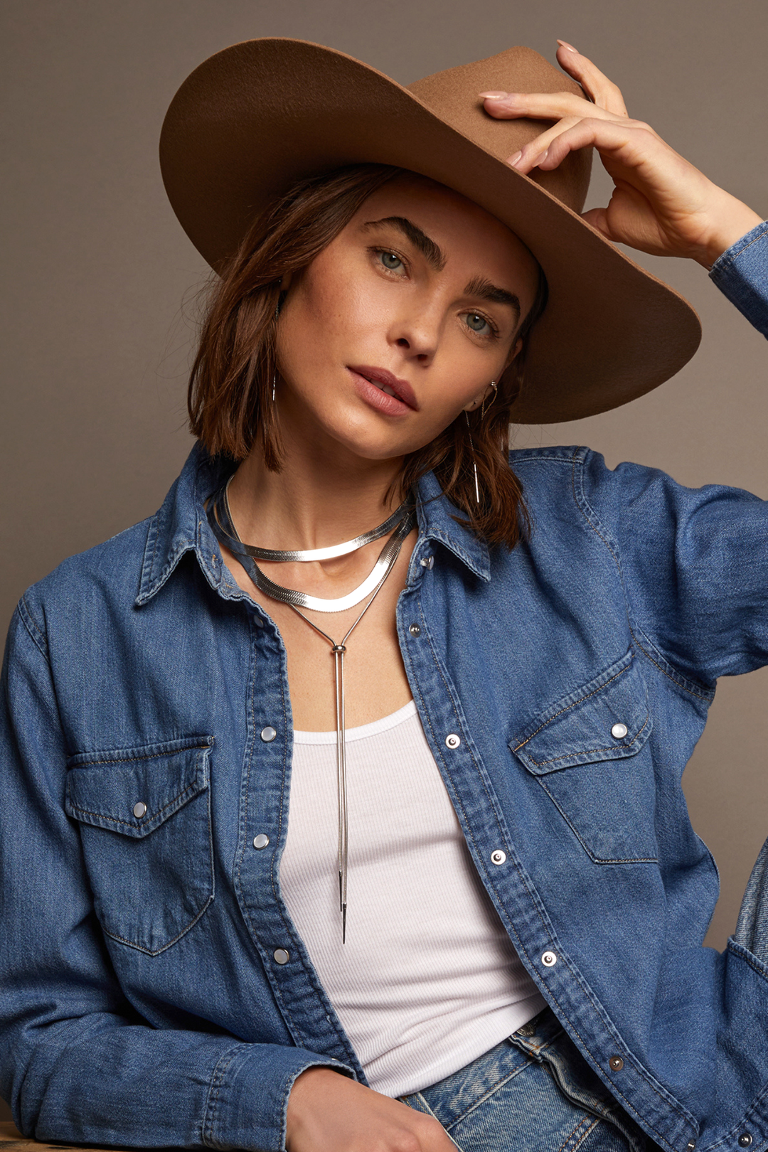Frye Women’s Bold Herringbone Necklace | Aurate x The Frye Company