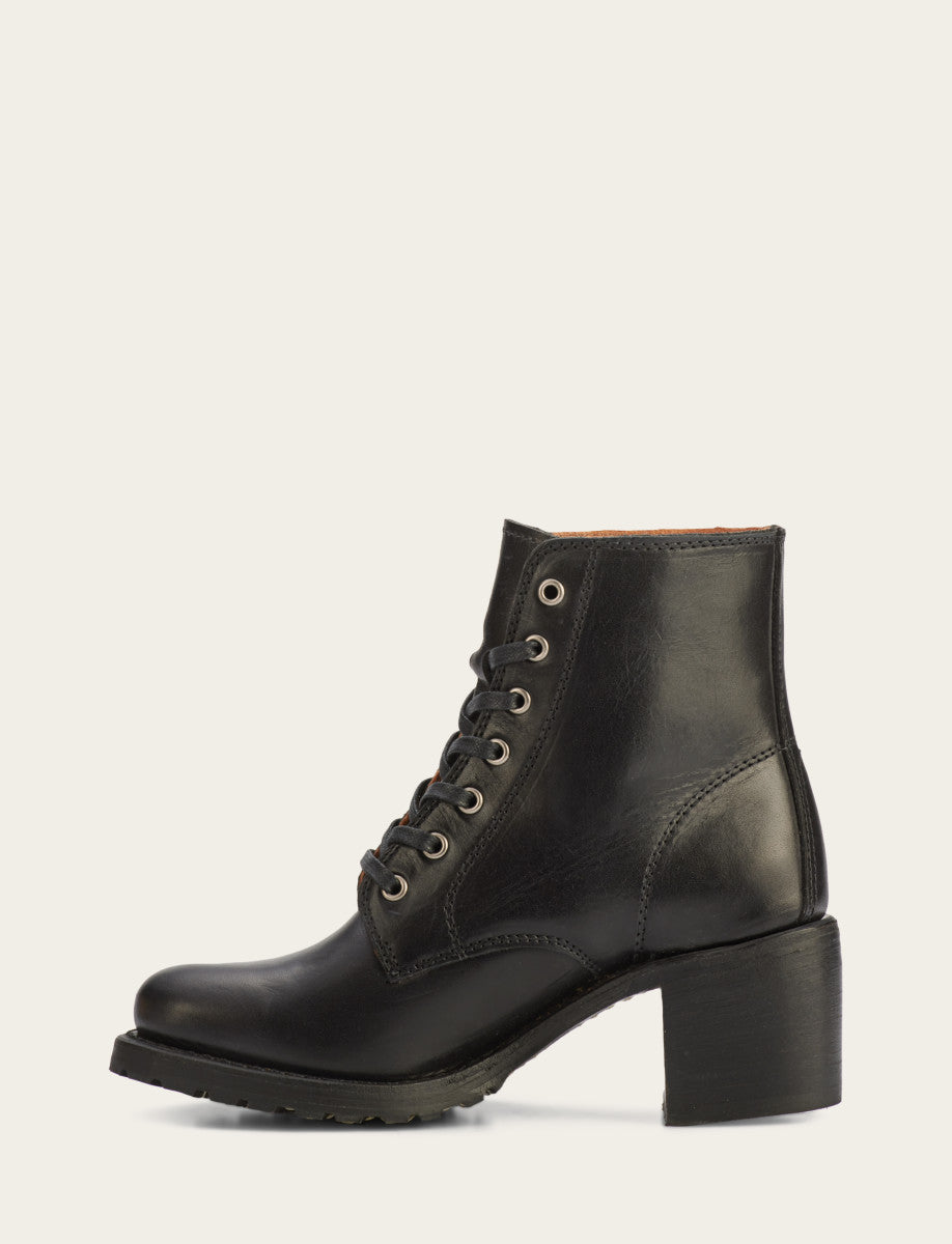 Women's Black Sabrina 6G Lace Up Boots | Frye Black