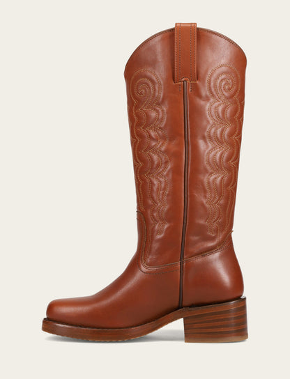 Women's Walnut Campus Deco Stitch Boot | Frye Walnut