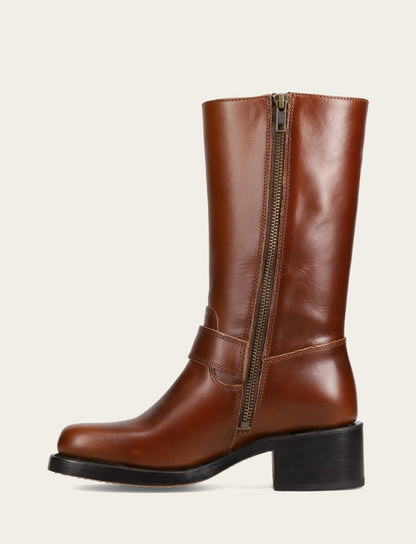 Women's Saddle Campus Buckle Boot | Frye Saddle