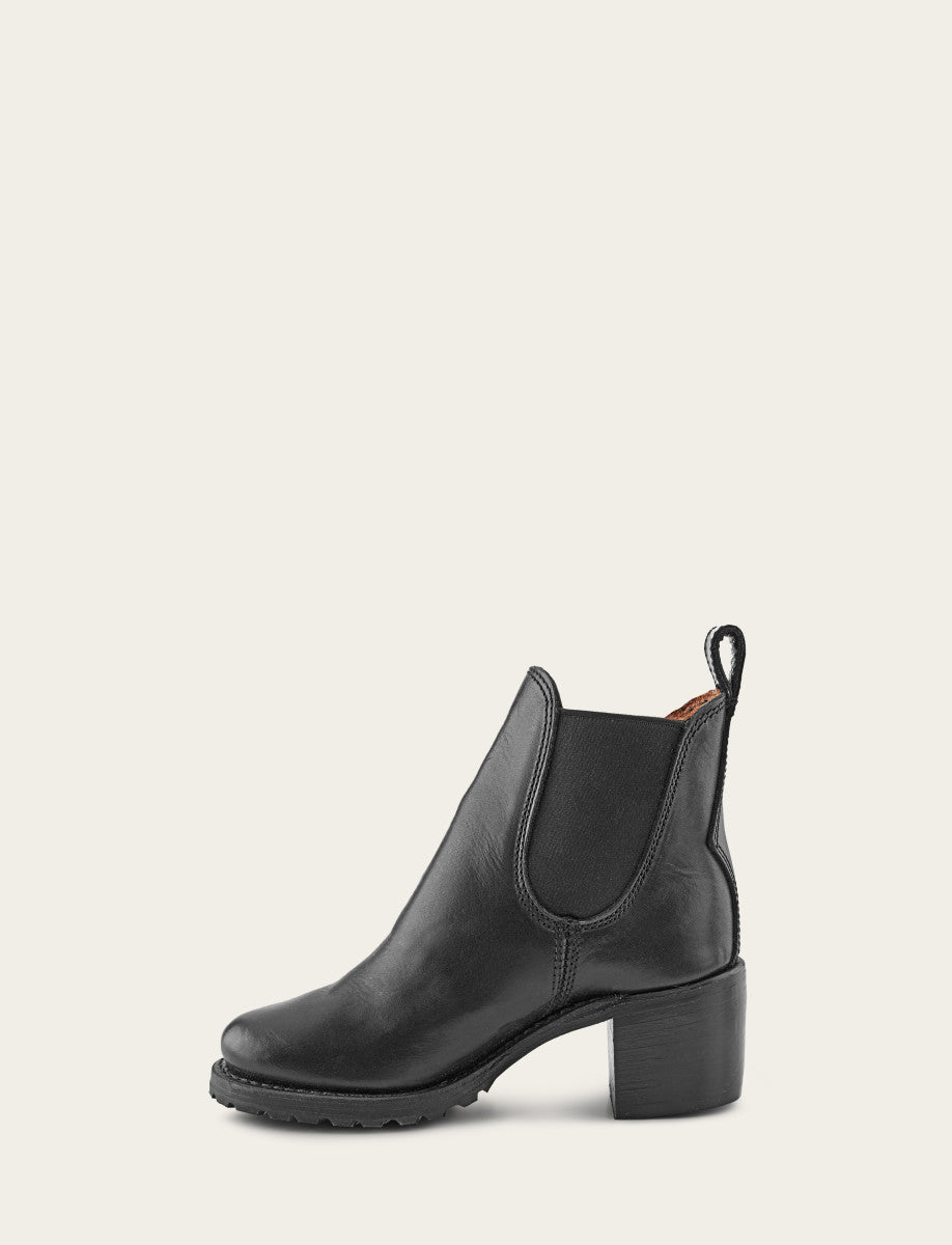 Women's Black Sabrina Chelsea Boots | Frye Black