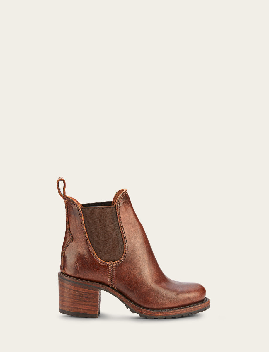 Women's Cognac Sabrina Chelsea Boots | Frye Cognac