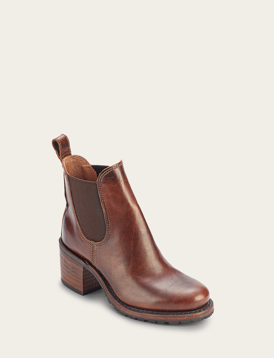 Women's Cognac Sabrina Chelsea Boots | Frye Cognac