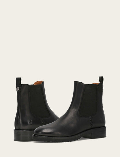 Women's Black Melissa Lug Chelsea Boot | Frye Black