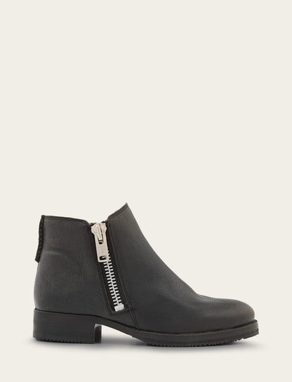 Women's Black Madison Moto Shooties | Frye Black
