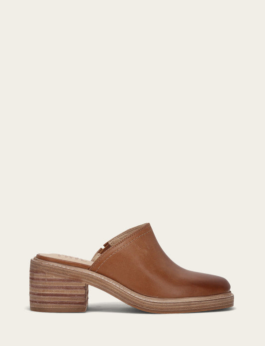 Kate Mule | Frye Saddle