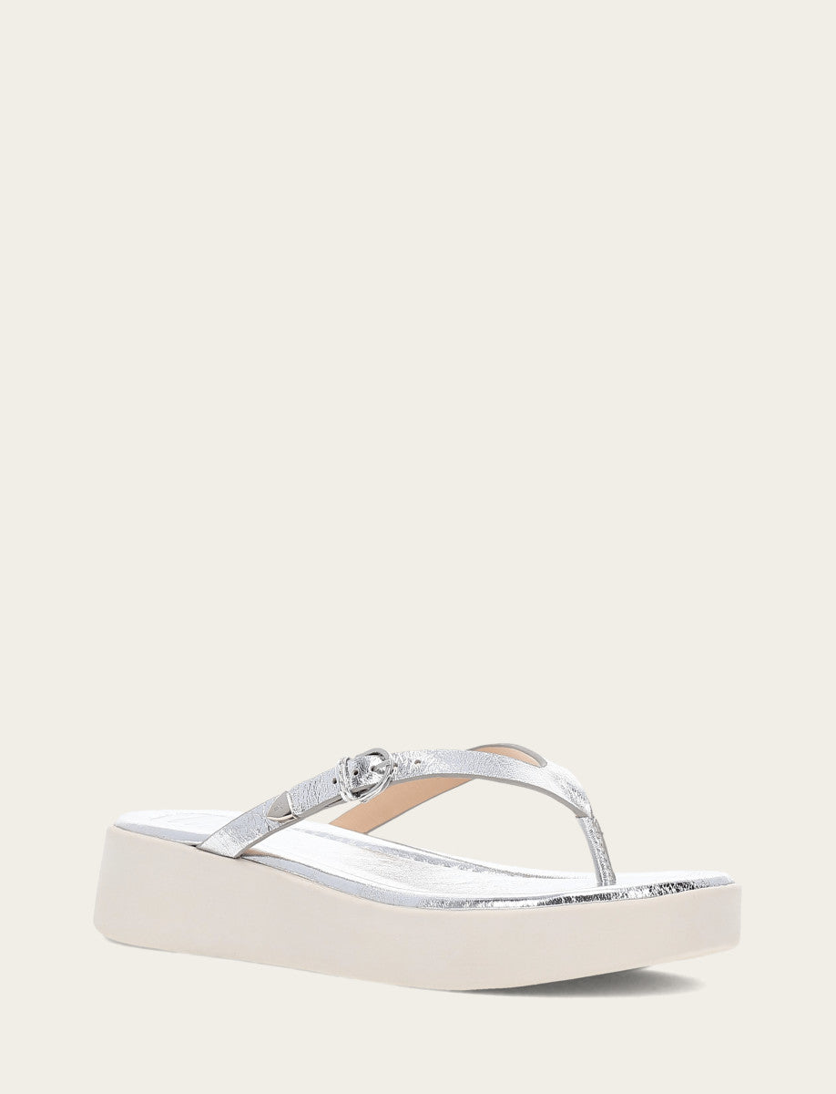 Women's Silver Maya Buckle Thong Sandals | Frye Silver