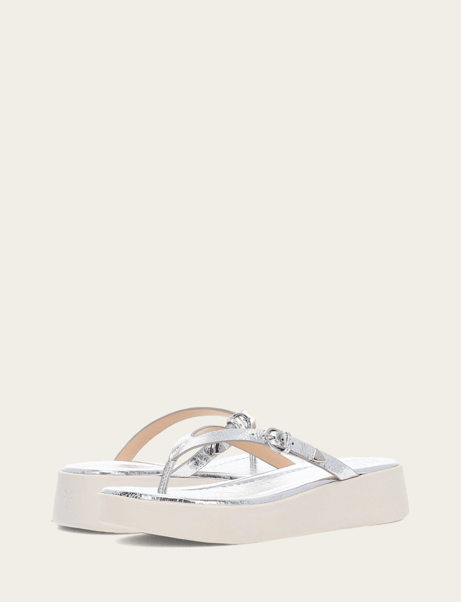 Women's Silver Maya Buckle Thong Sandals | Frye Silver