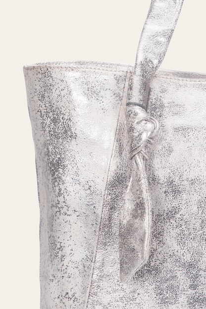 Women's Nora Knotted Tote Bag | Frye Cream Metallic