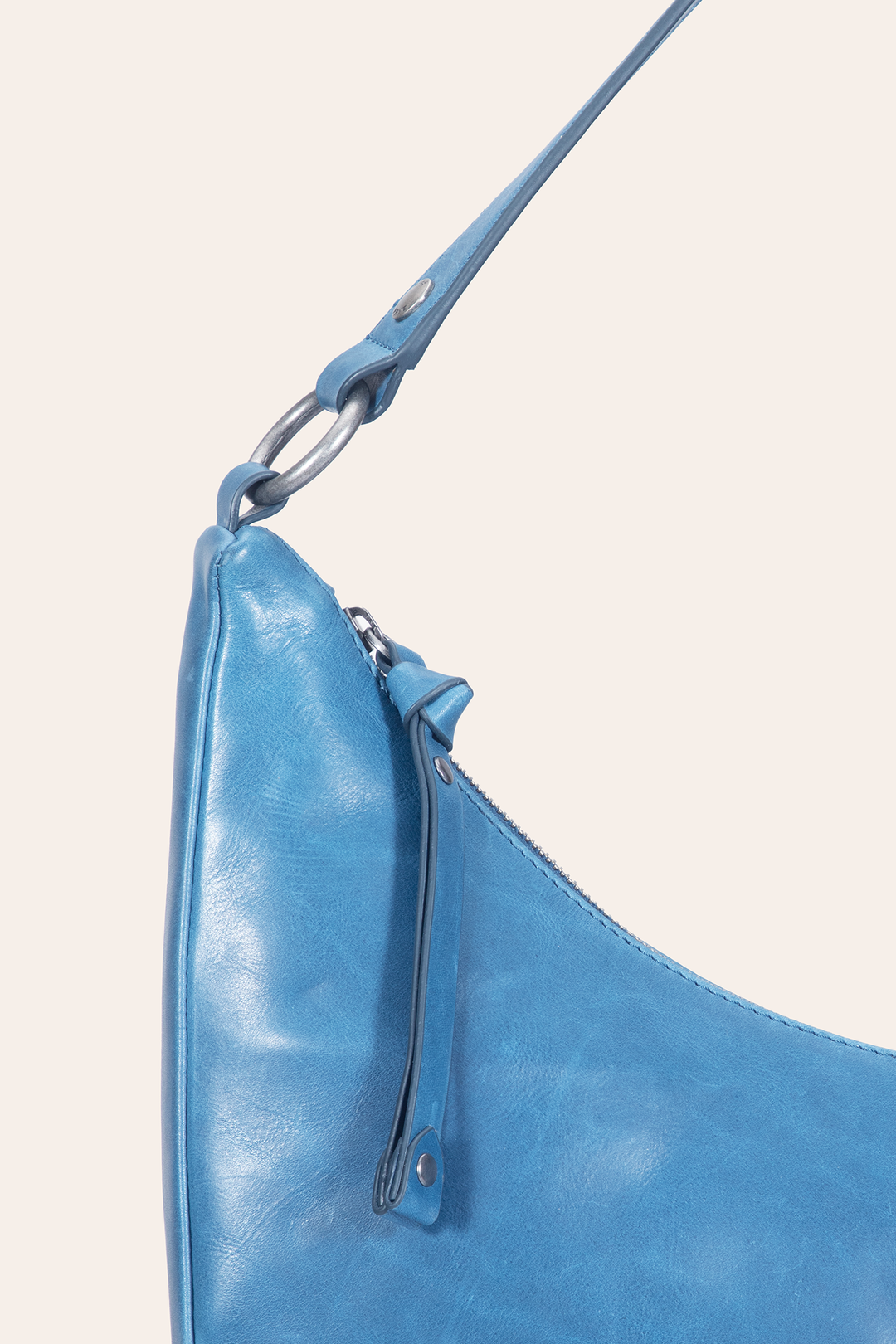 Women's Melissa Crescent Hobo Handbag | Frye Ink