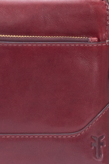 Berry Lacquer Melissa Crossbody Wristlet | Frye Berry Lacquer