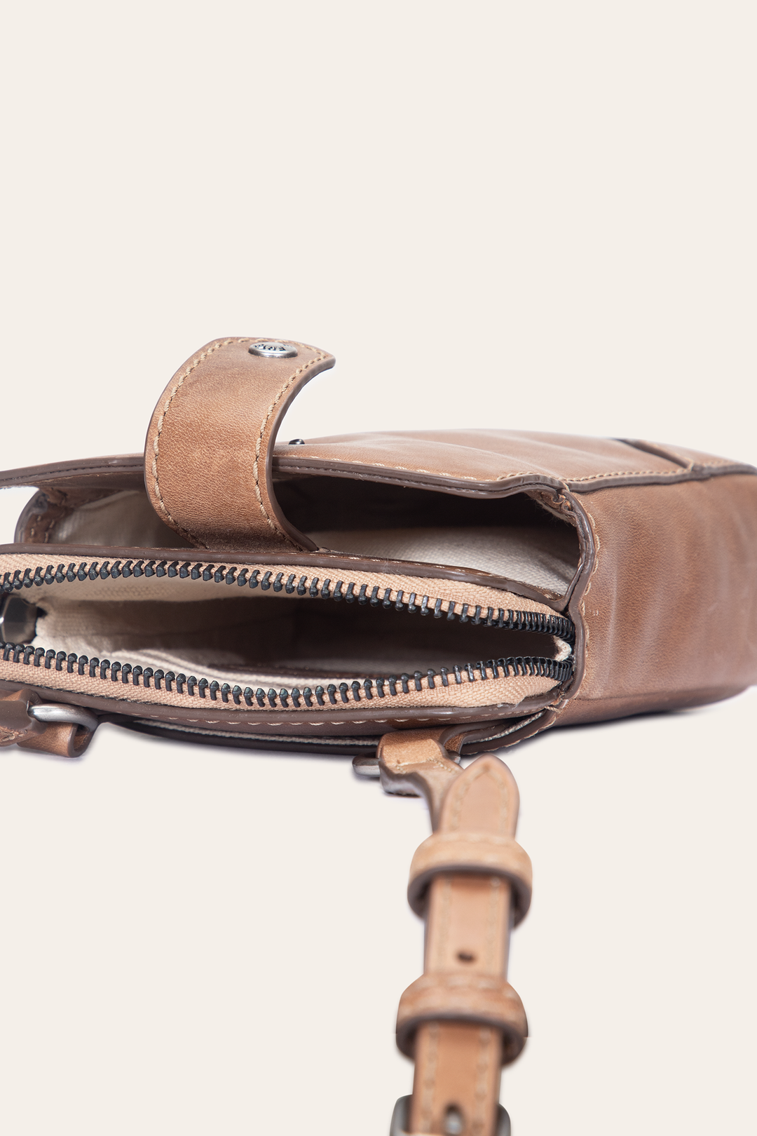Melissa Beige Phone Crossbody | Frye Beige