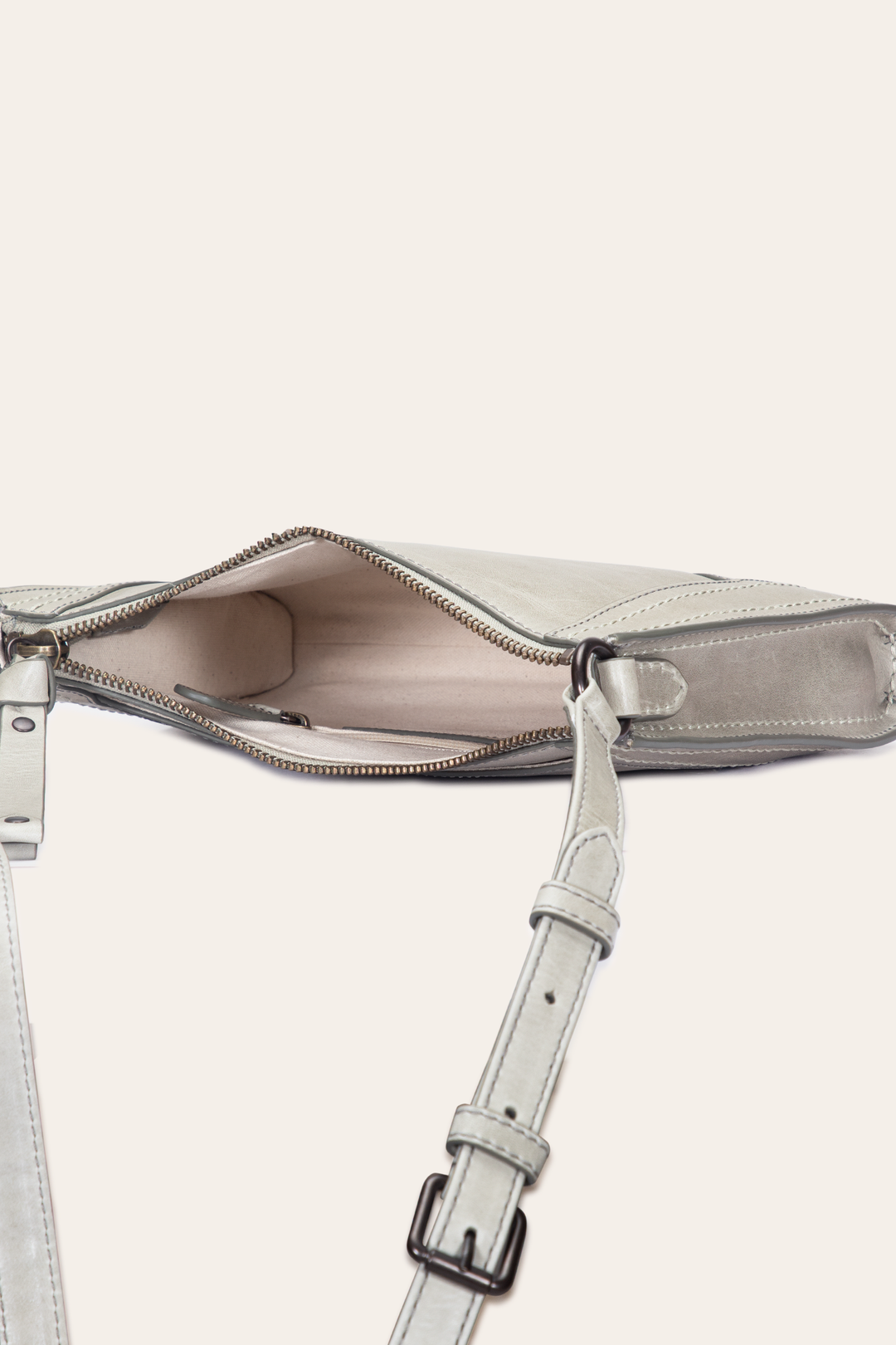 Melissa Willow Zip Crossbody | Frye Willow
