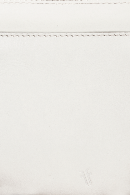Women's Cheyenne Saddle Bag (Oat) | Frye Oat