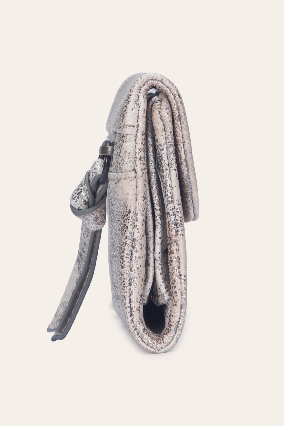 Women's Nora Knotted Small Wallet | Frye Cream Metallic