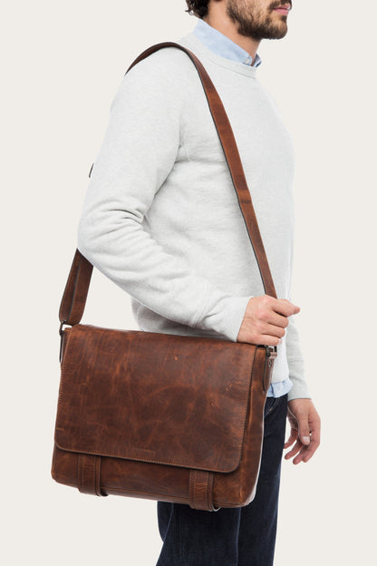 Logan Messenger | Frye Cognac