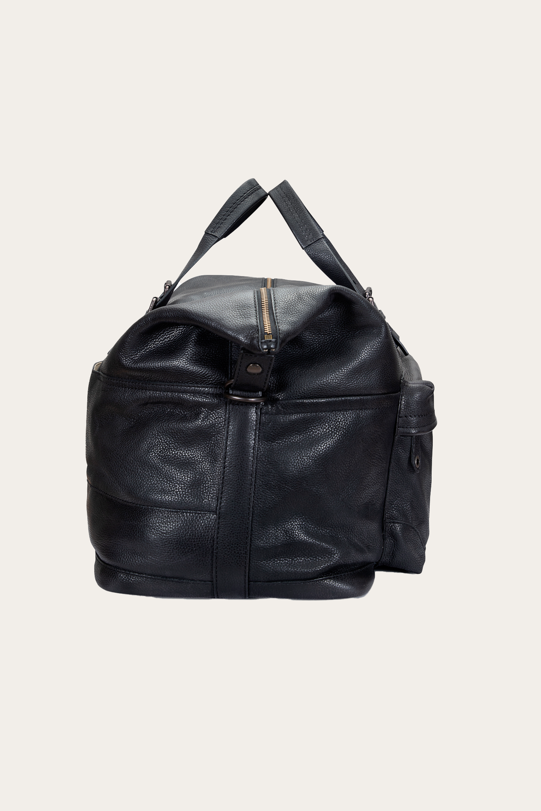 Wyatt Black Weekender | Frye Black